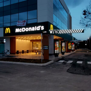 NEONBASSANO_MCDONALDS_08